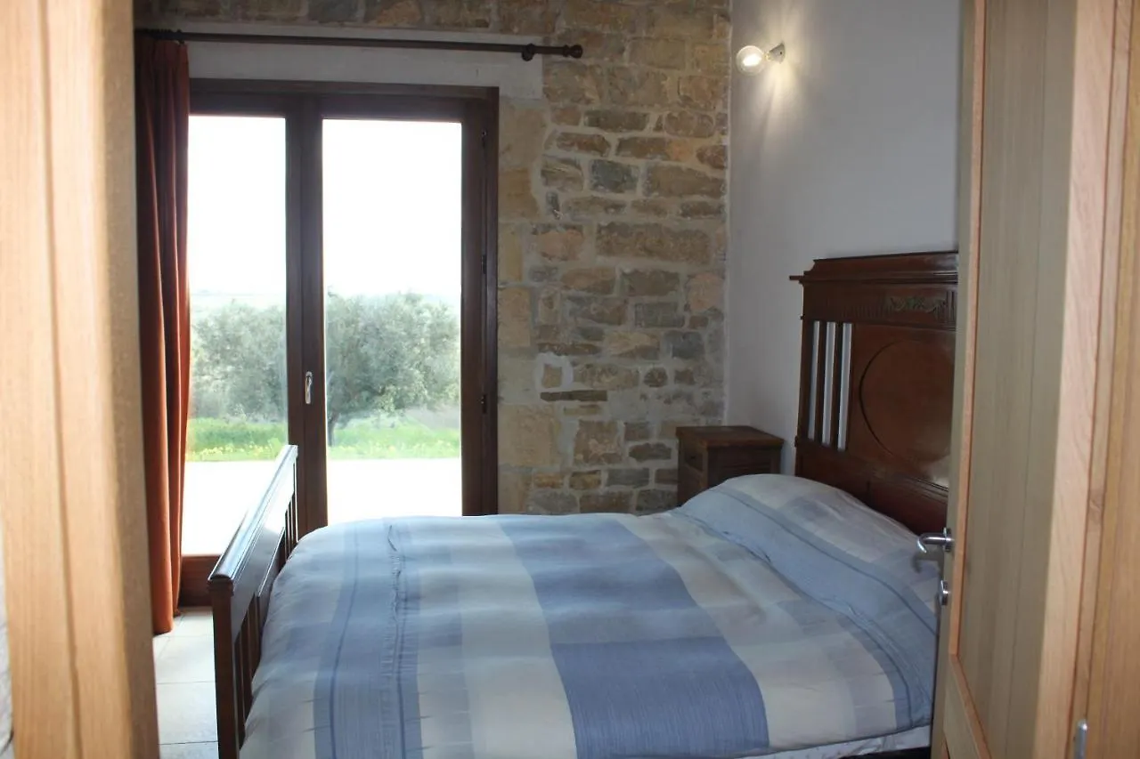 Tenuta Ferlito Marinella di Selinunte 0*,